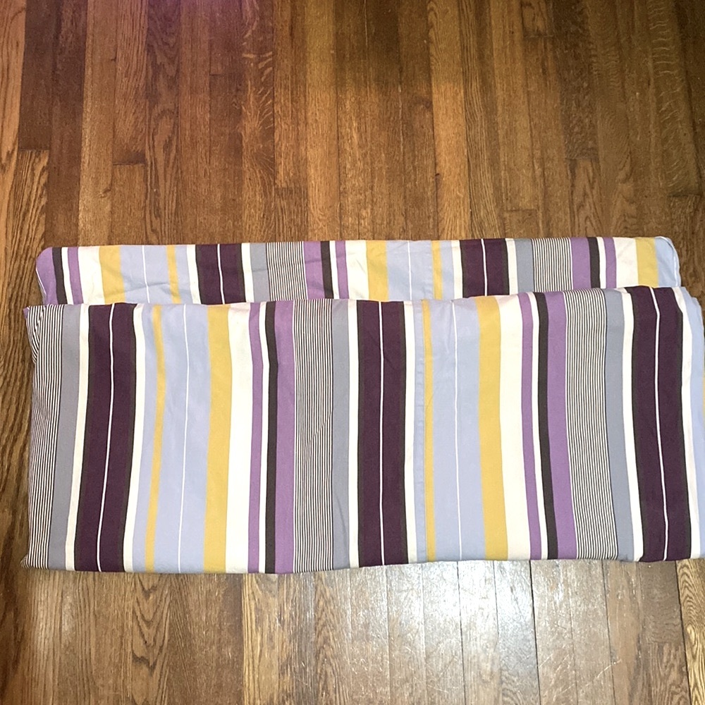 Pottery Barn Blue and Purple Duvet Cover for Modern Bedding
